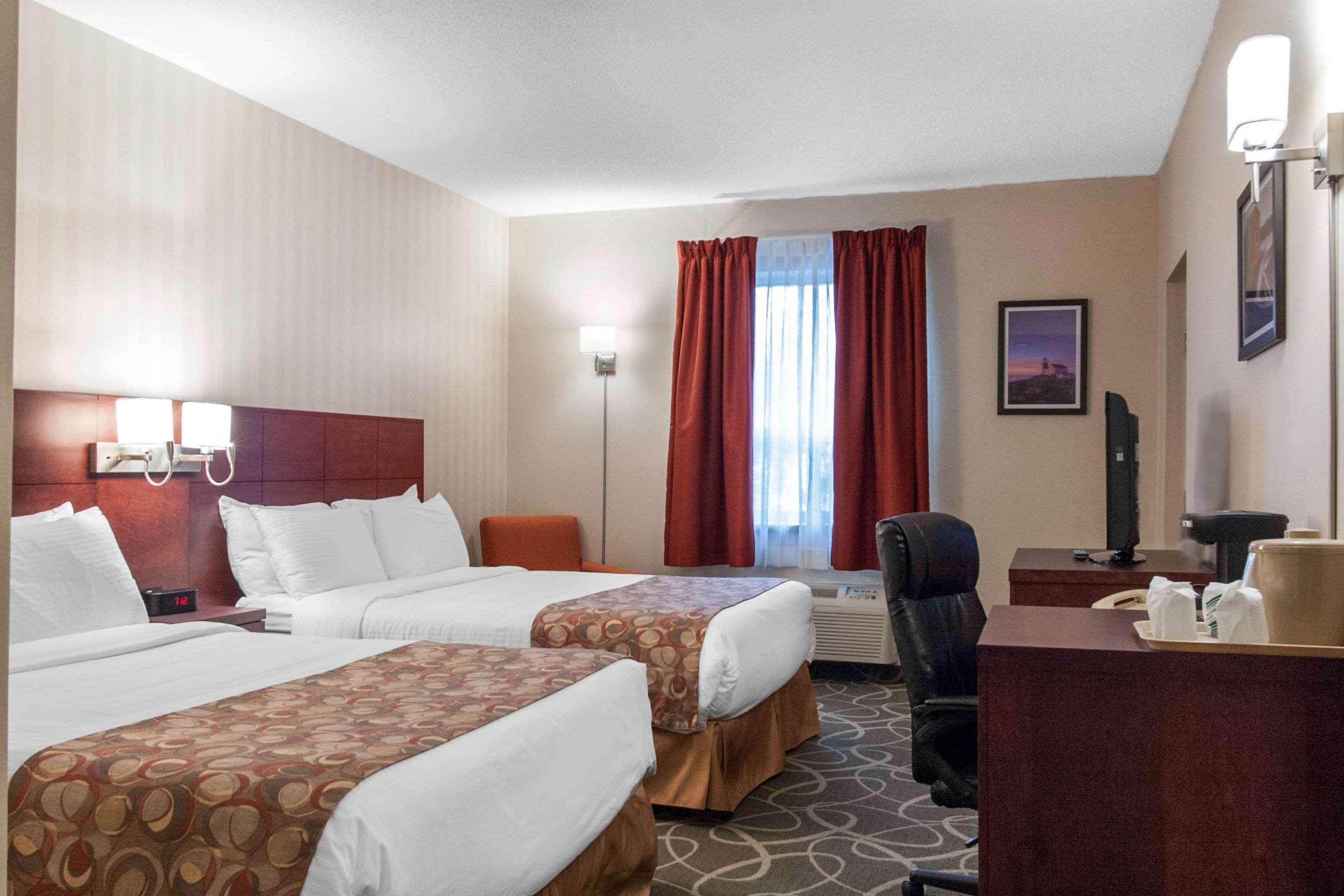 Quality Hotel & Suites Gander Exterior photo