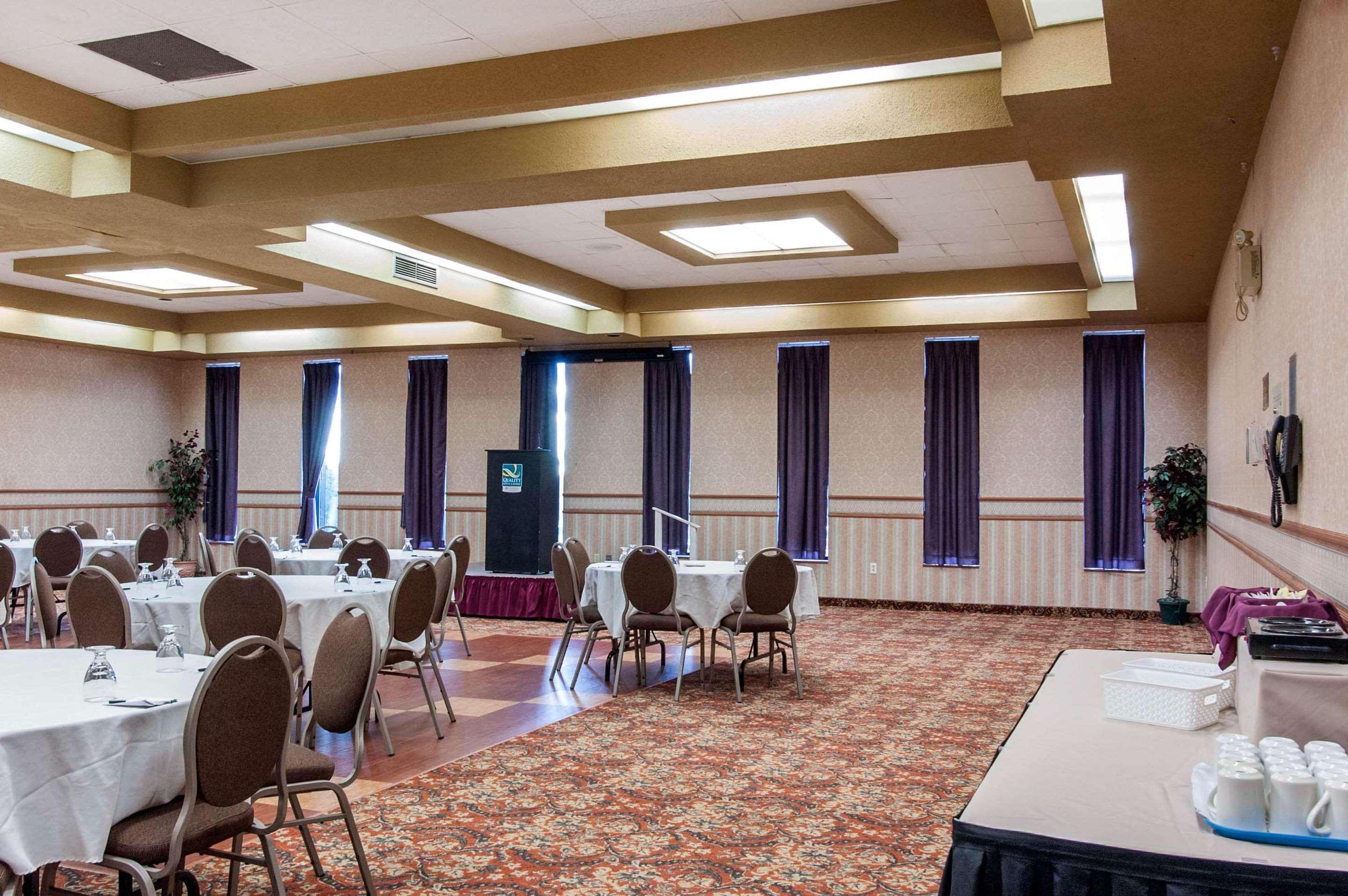 Quality Hotel & Suites Gander Exterior photo